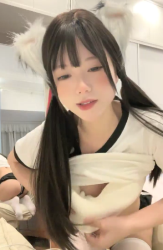 图片[1]-吃一口小布丁 小合集下载-[42V-46.2G]-十六楼